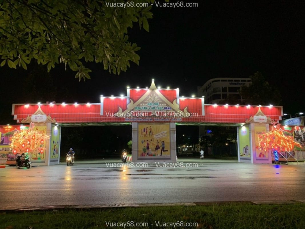 Cây cổ thụ giả trang trí Cây cổ thụ giả trang trí