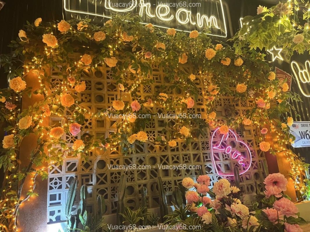 Decor cây giả cho quán nhà hàng Decor cây giả cho quán nhà hàng